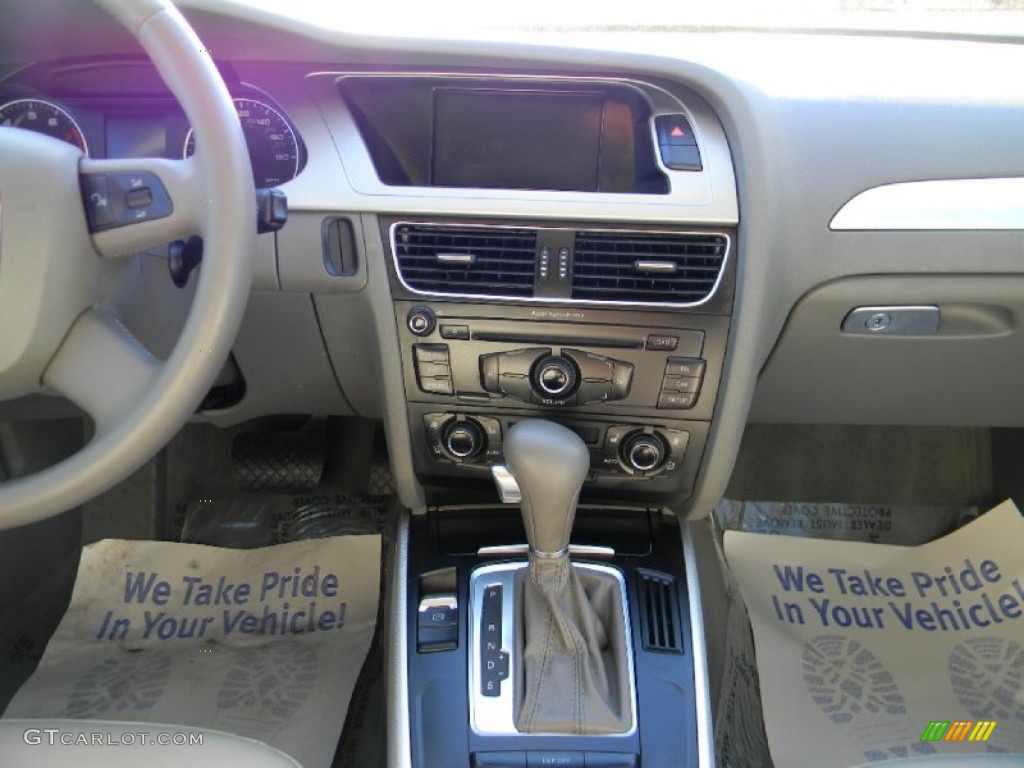 2009 A4 2.0T Premium quattro Sedan - Aruba Blue Pearl Effect / Light Grey photo #15