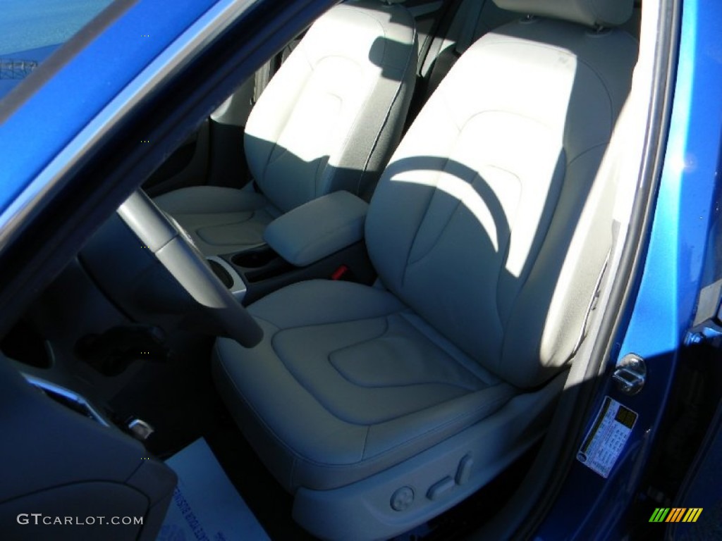 2009 A4 2.0T Premium quattro Sedan - Aruba Blue Pearl Effect / Light Grey photo #18