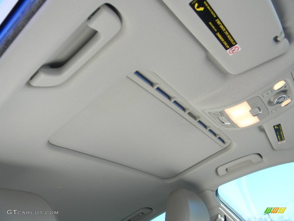 2009 A4 2.0T Premium quattro Sedan - Aruba Blue Pearl Effect / Light Grey photo #23