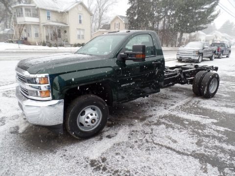 2015 Chevrolet Silverado 3500HD WT Regular Cab 4x4 Chassis Data, Info and Specs