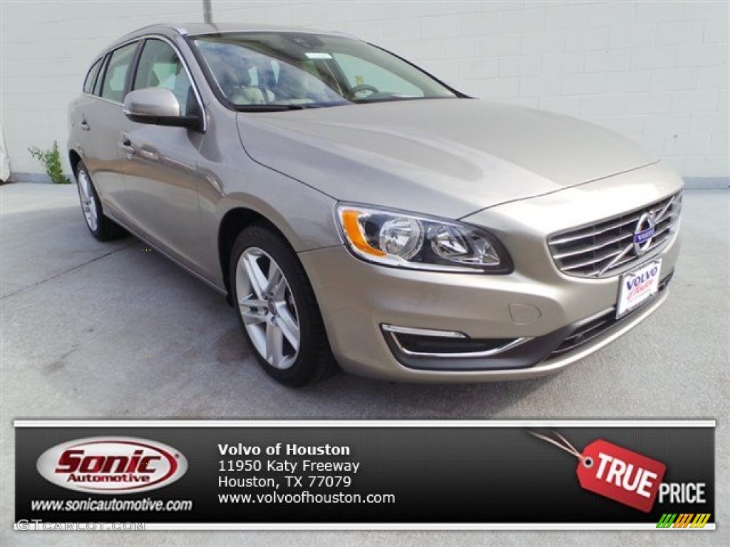2015 V60 T5 Drive-E - Seashell Metallic / Soft Beige photo #1