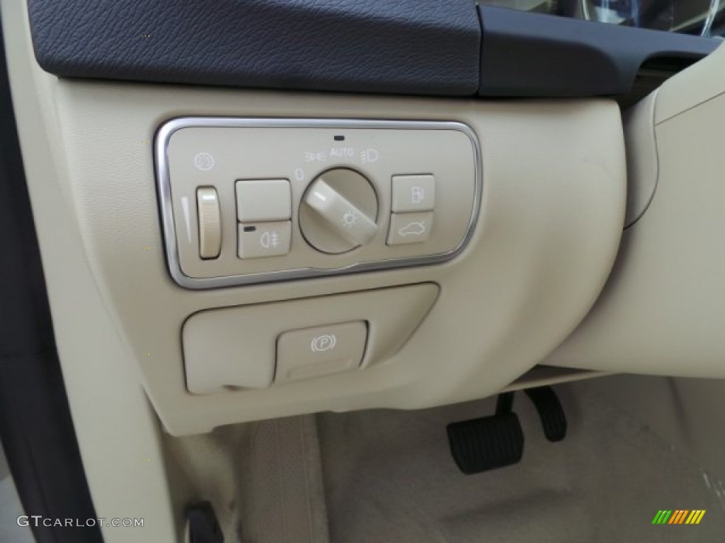 2015 V60 T5 Drive-E - Seashell Metallic / Soft Beige photo #13