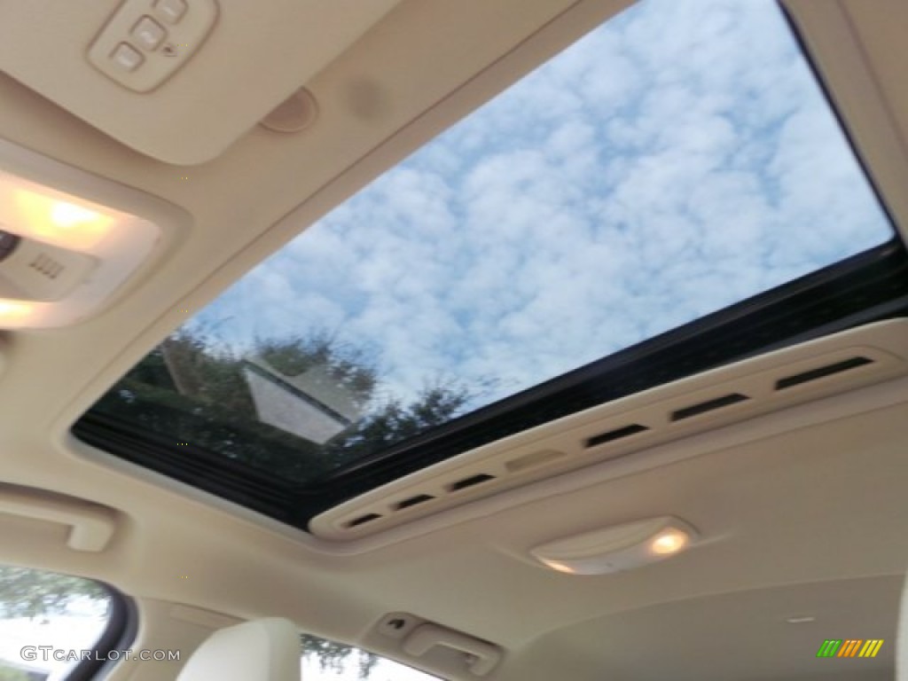 2015 V60 T5 Drive-E - Seashell Metallic / Soft Beige photo #17