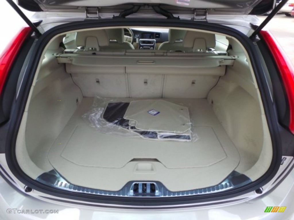 2015 V60 T5 Drive-E - Seashell Metallic / Soft Beige photo #27