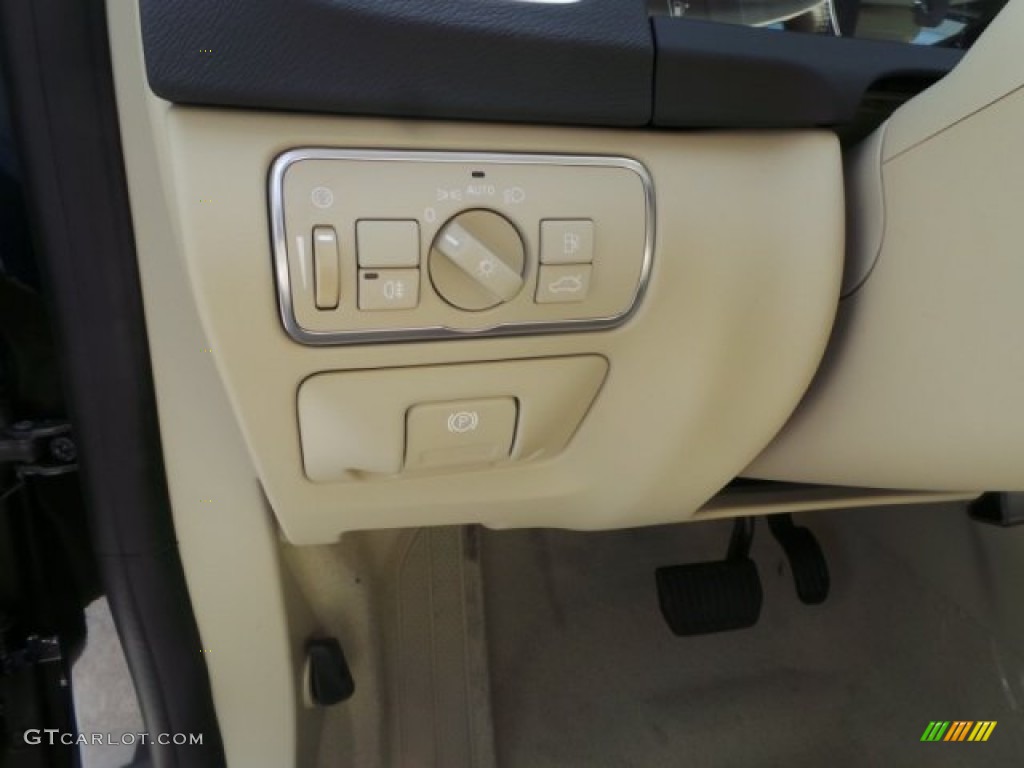 2015 V60 T5 Drive-E - Black Stone / Soft Beige photo #13