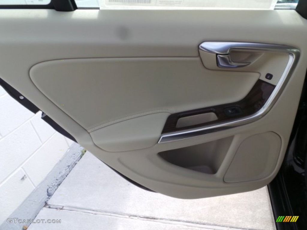 2015 V60 T5 Drive-E - Black Stone / Soft Beige photo #22