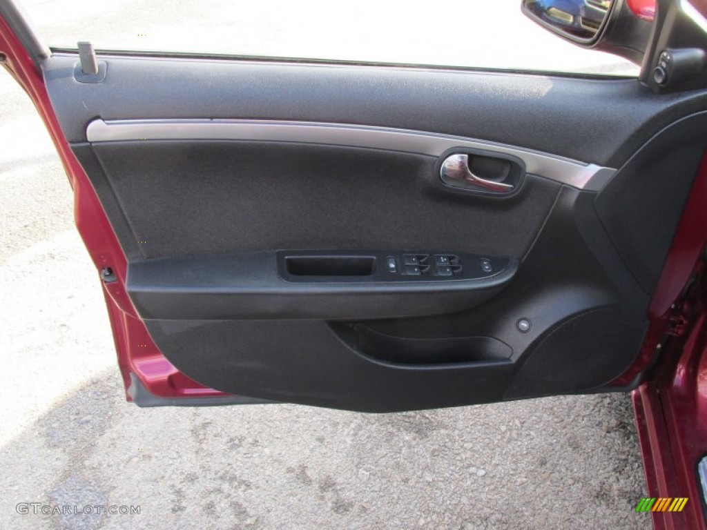 2009 Aura XR - Red Jewel Tintcoat / Black photo #18