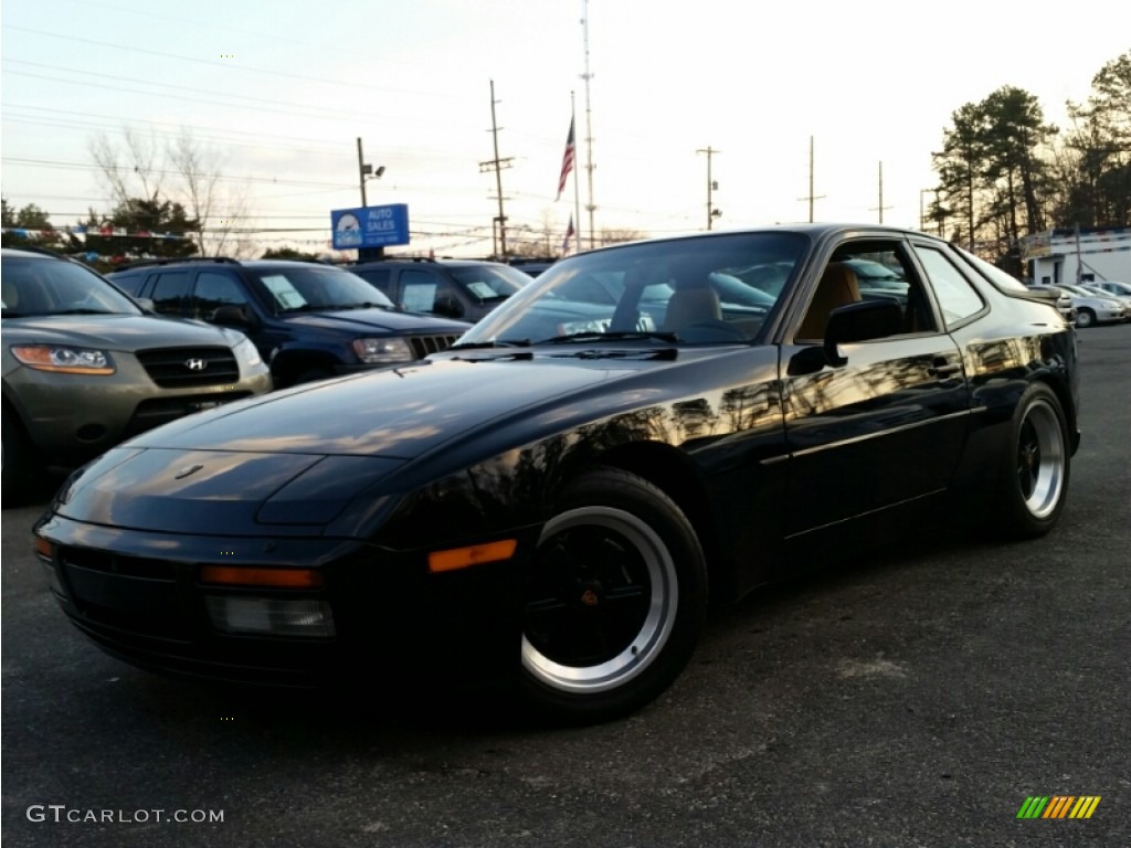 1986 944 Turbo - Black / Tan photo #1