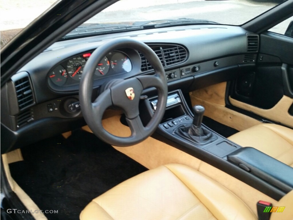 Tan Interior 1986 Porsche 944 Turbo Photo #100784335