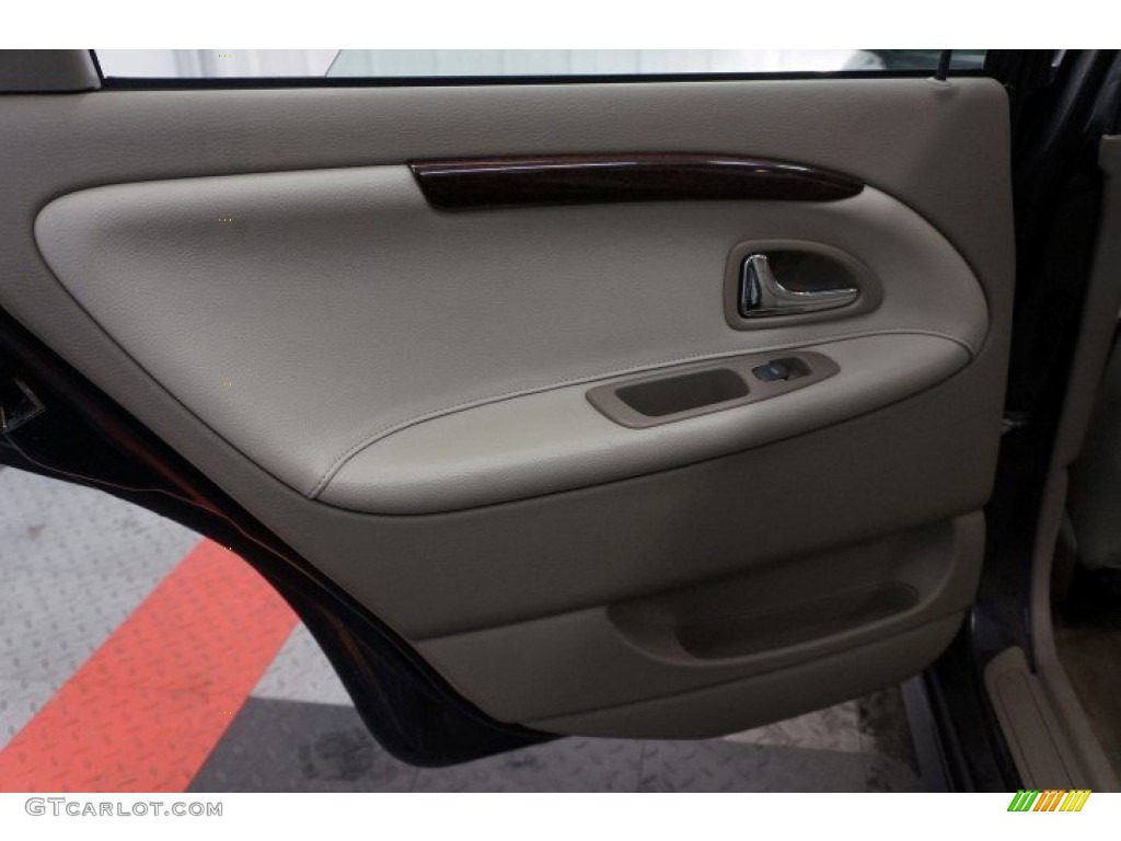 2002 S40 1.9T - Black Sapphire Metallic / Taupe/Light Taupe photo #15