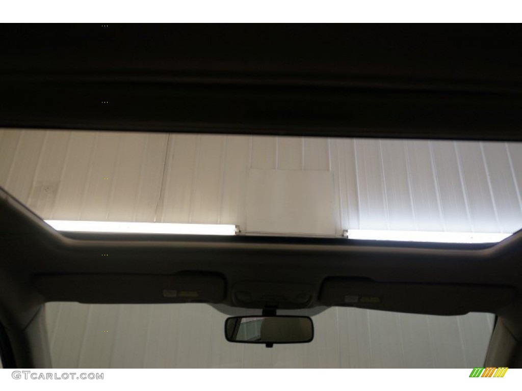 2002 S40 1.9T - Black Sapphire Metallic / Taupe/Light Taupe photo #20