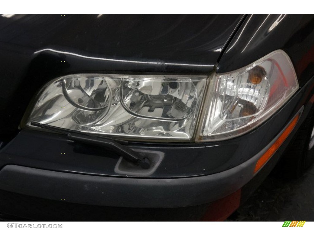 2002 S40 1.9T - Black Sapphire Metallic / Taupe/Light Taupe photo #35