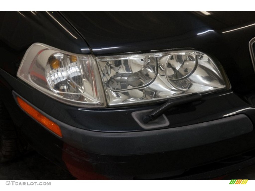 2002 S40 1.9T - Black Sapphire Metallic / Taupe/Light Taupe photo #36