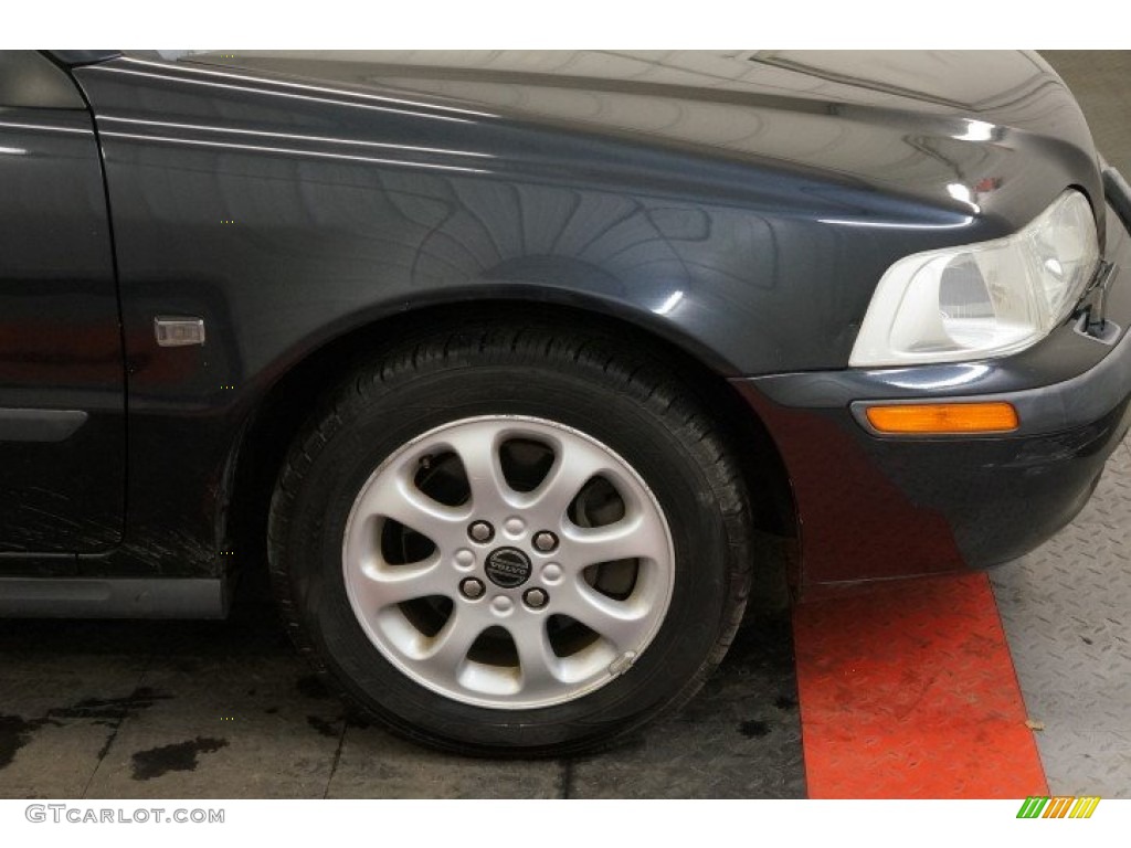 2002 S40 1.9T - Black Sapphire Metallic / Taupe/Light Taupe photo #39