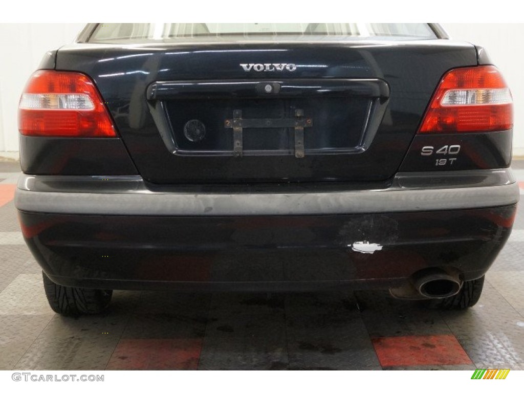 2002 S40 1.9T - Black Sapphire Metallic / Taupe/Light Taupe photo #53