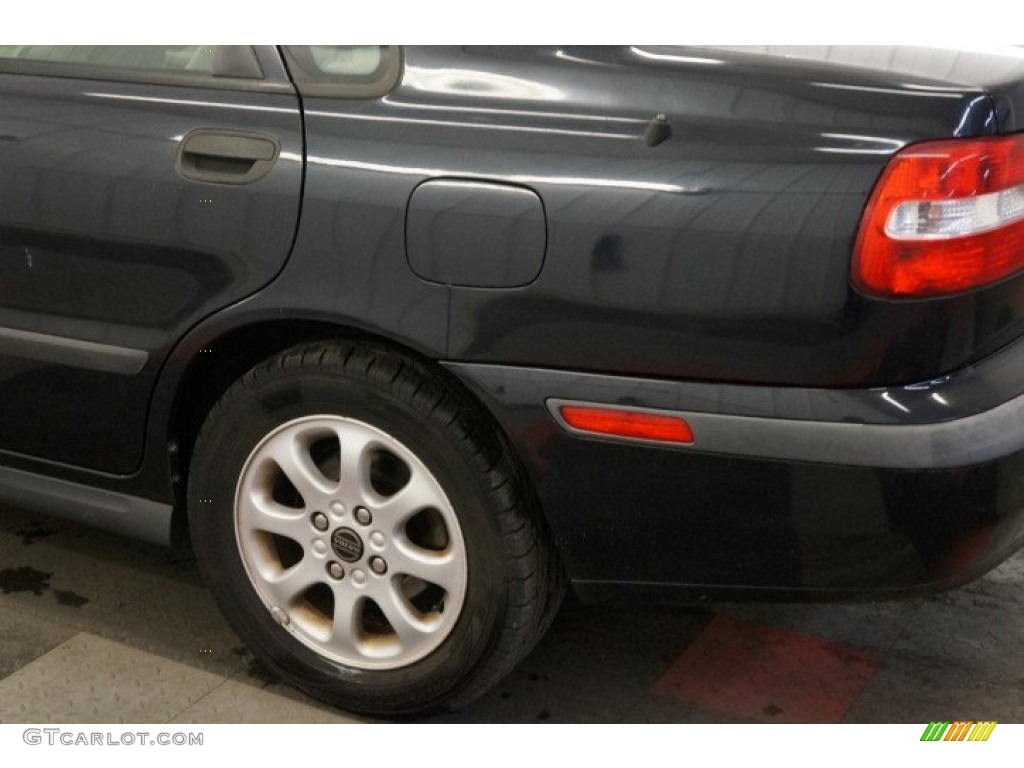 2002 S40 1.9T - Black Sapphire Metallic / Taupe/Light Taupe photo #54