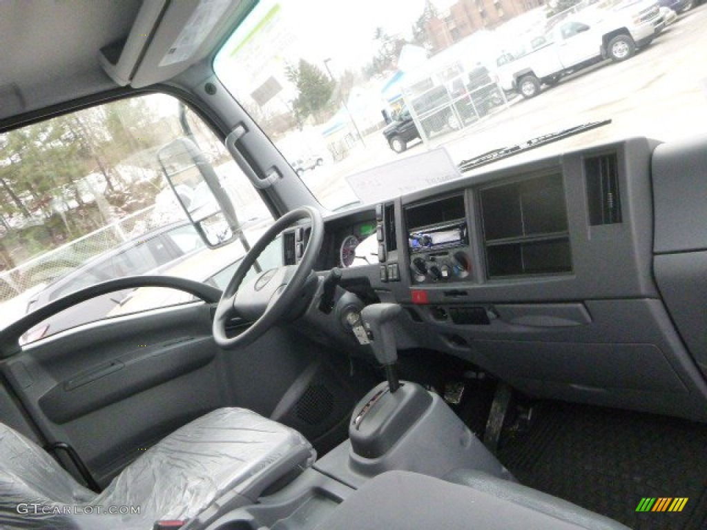 2015 Isuzu N Series Truck NQR Moving Truck Dashboard Photos