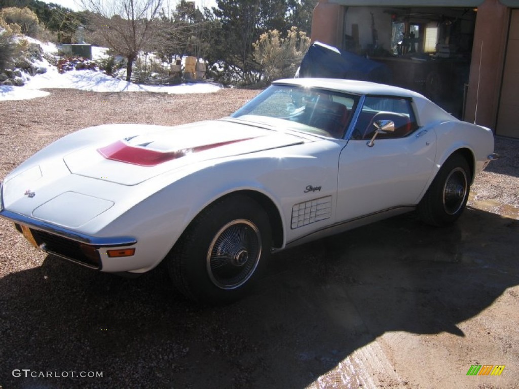 Classic White Chevrolet Corvette