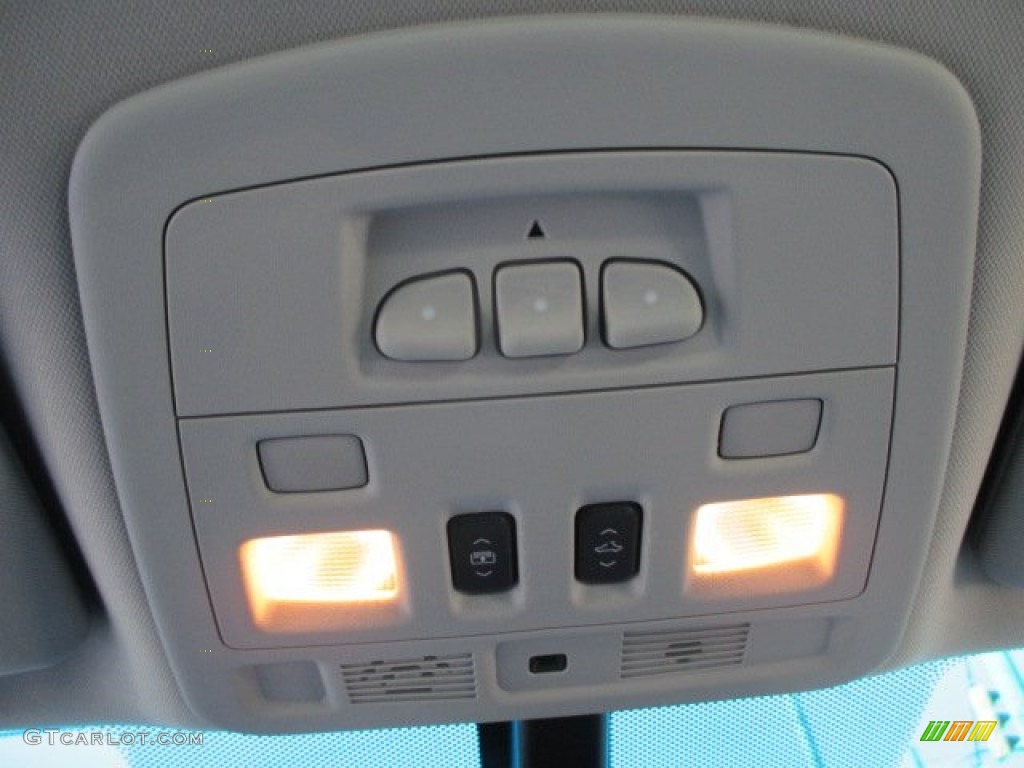 2013 CTS -V Sedan - Black Diamond Tricoat / Light Titanium/Ebony photo #44