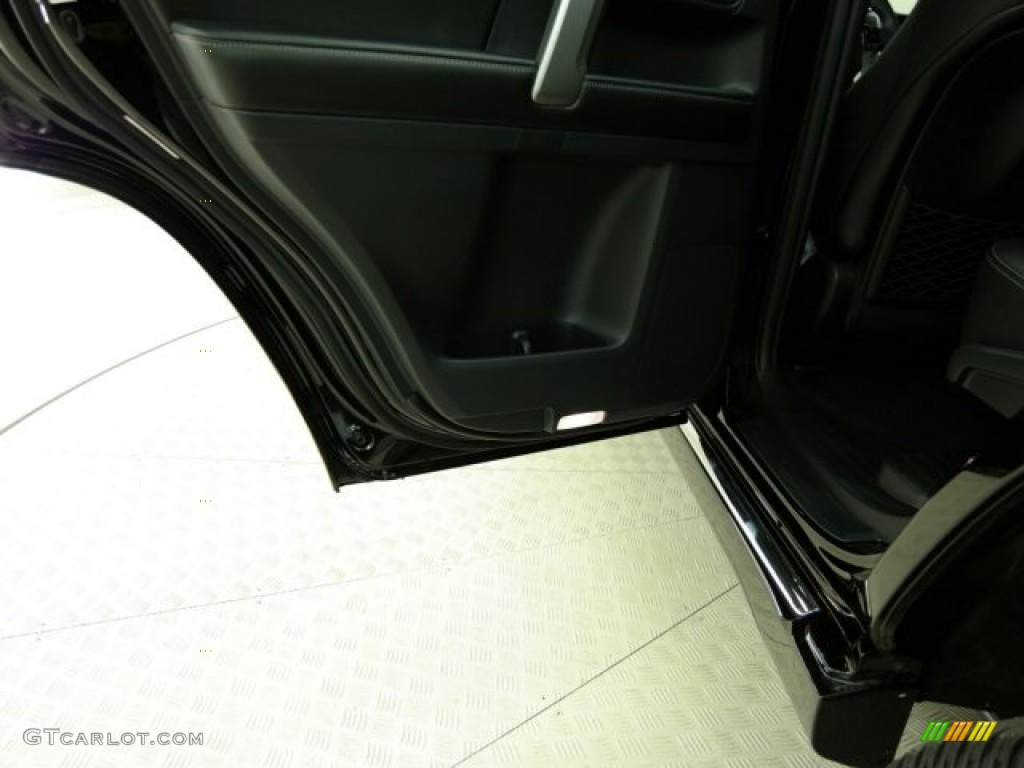2015 4Runner Limited 4x4 - Attitude Black / Black photo #43