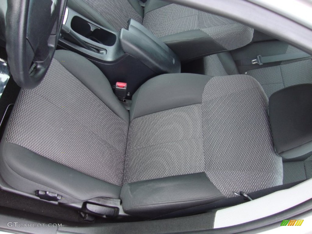 2012 Galant FE - Quick Silver / Black photo #19