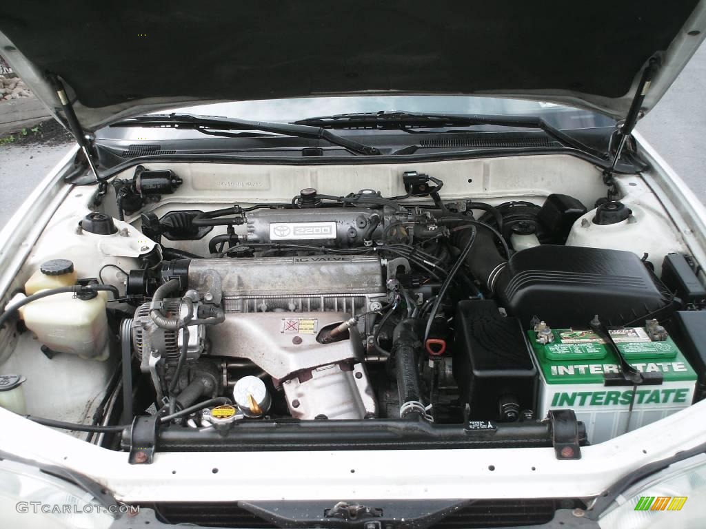 1994 Camry LE Sedan - Super White / Burgundy photo #9