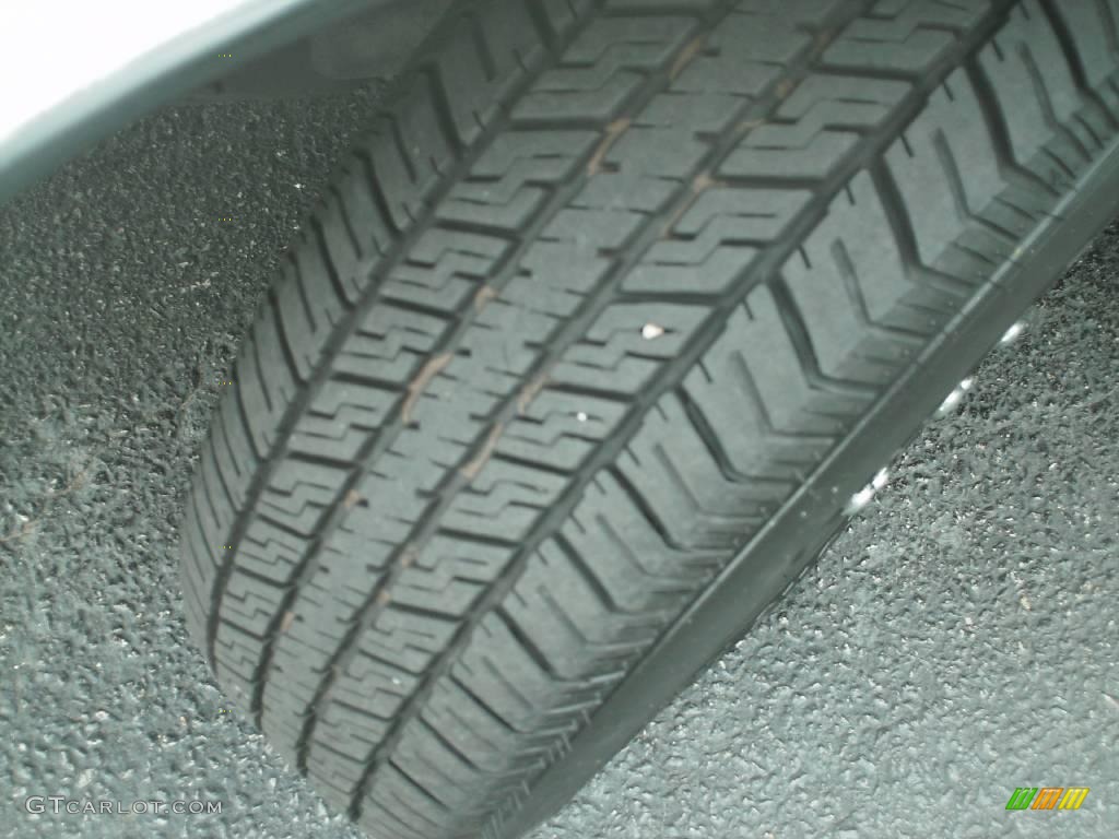 1994 Camry LE Sedan - Super White / Burgundy photo #16