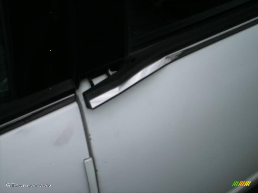 1994 Camry LE Sedan - Super White / Burgundy photo #18