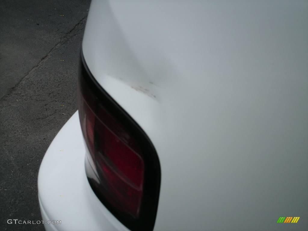 1994 Camry LE Sedan - Super White / Burgundy photo #20