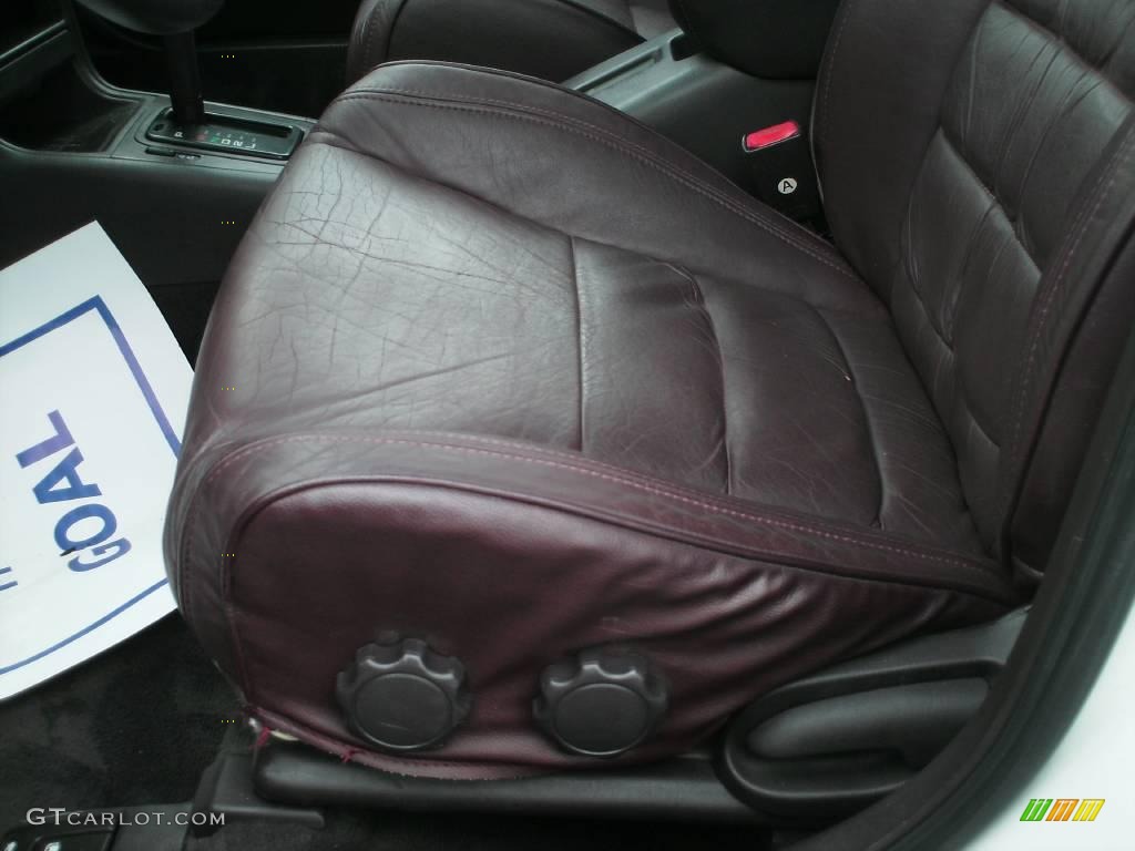 1994 Camry LE Sedan - Super White / Burgundy photo #24