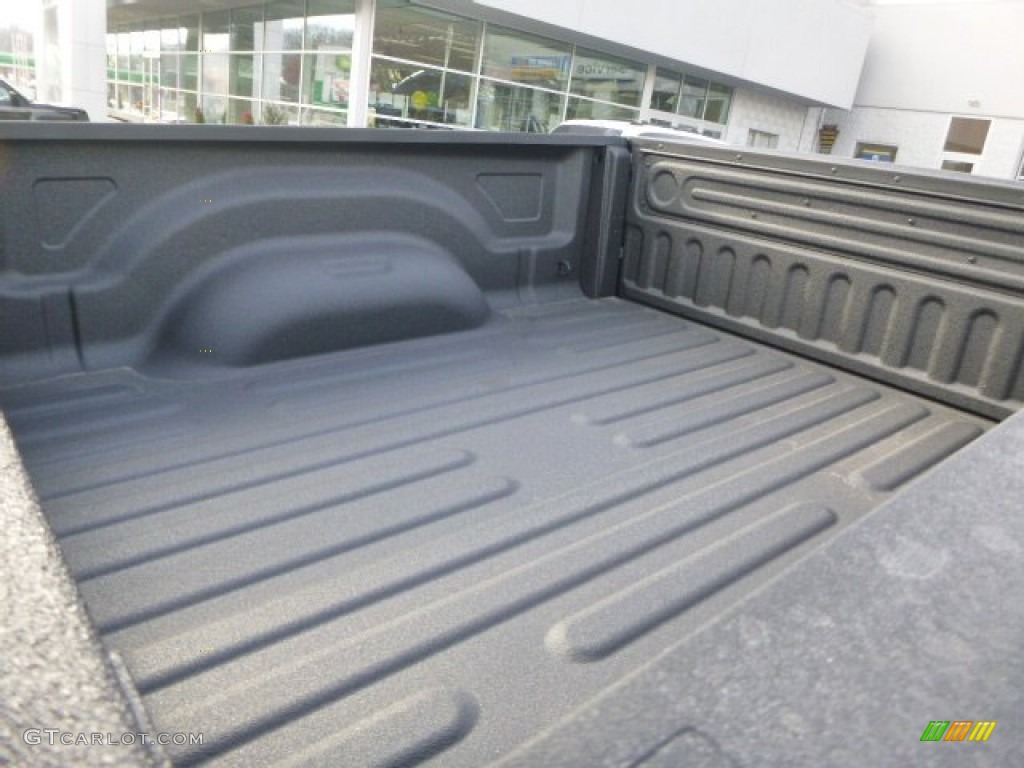 2015 Ram 2500 Laramie Crew Cab 4x4 Black Appearance Group Trunk Photo #100808299