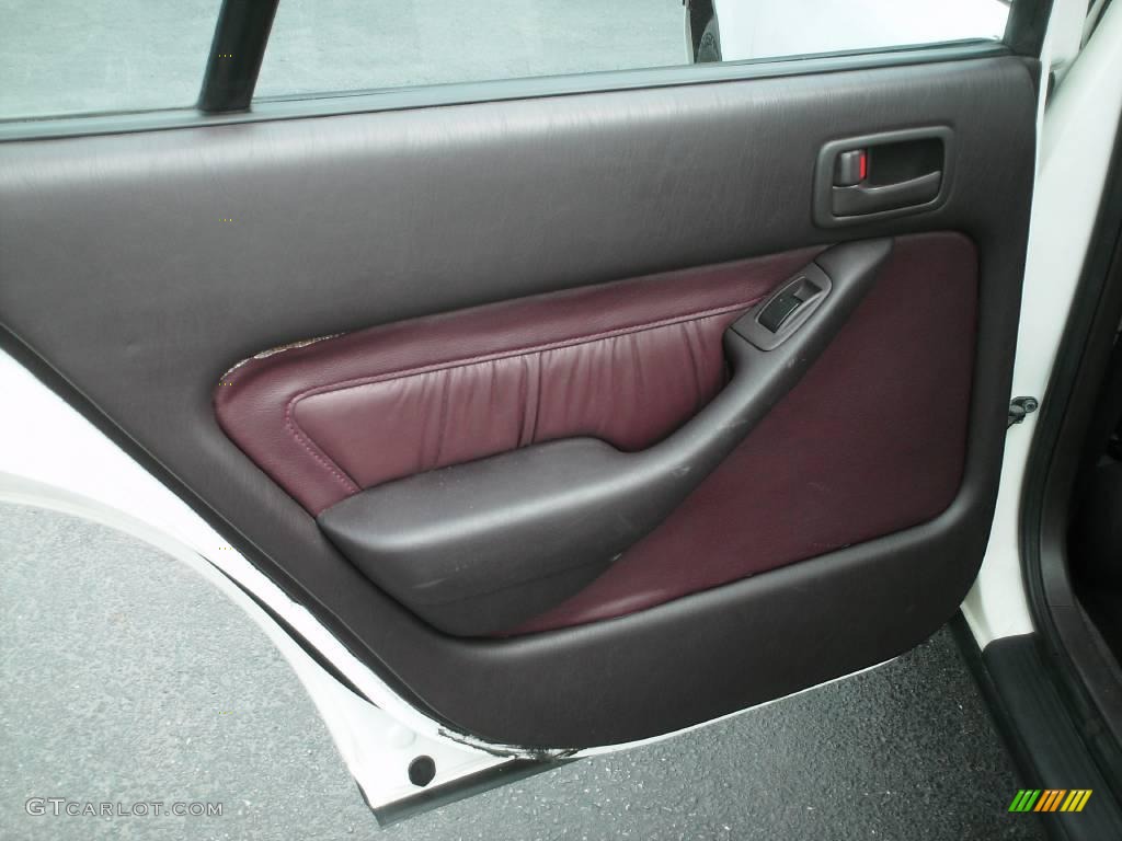 1994 Camry LE Sedan - Super White / Burgundy photo #37