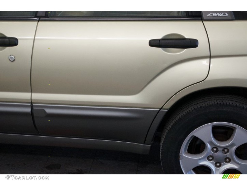 2003 Forester 2.5 XS - Sierra Gold Metallic / Beige photo #55