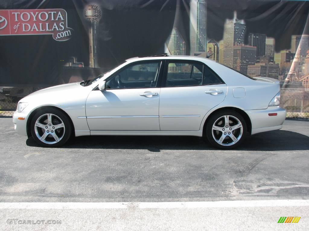 2003 IS 300 Sedan - Millennium Silver Metallic / Black photo #1