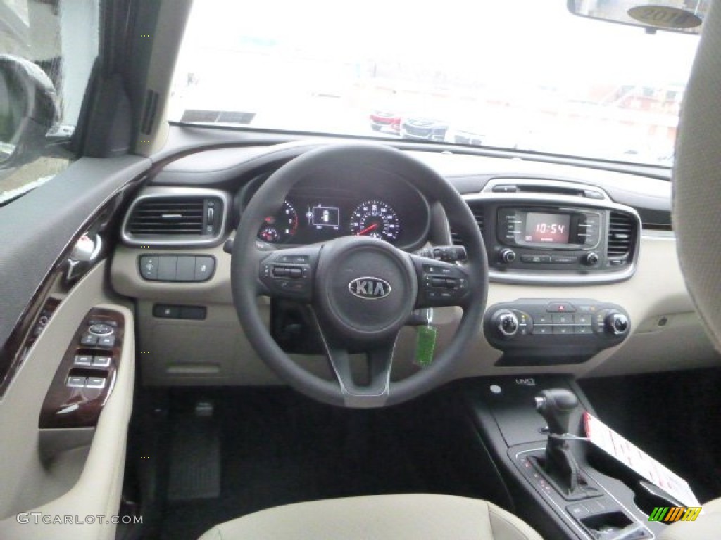 2016 Kia Sorento L Dashboard Photos