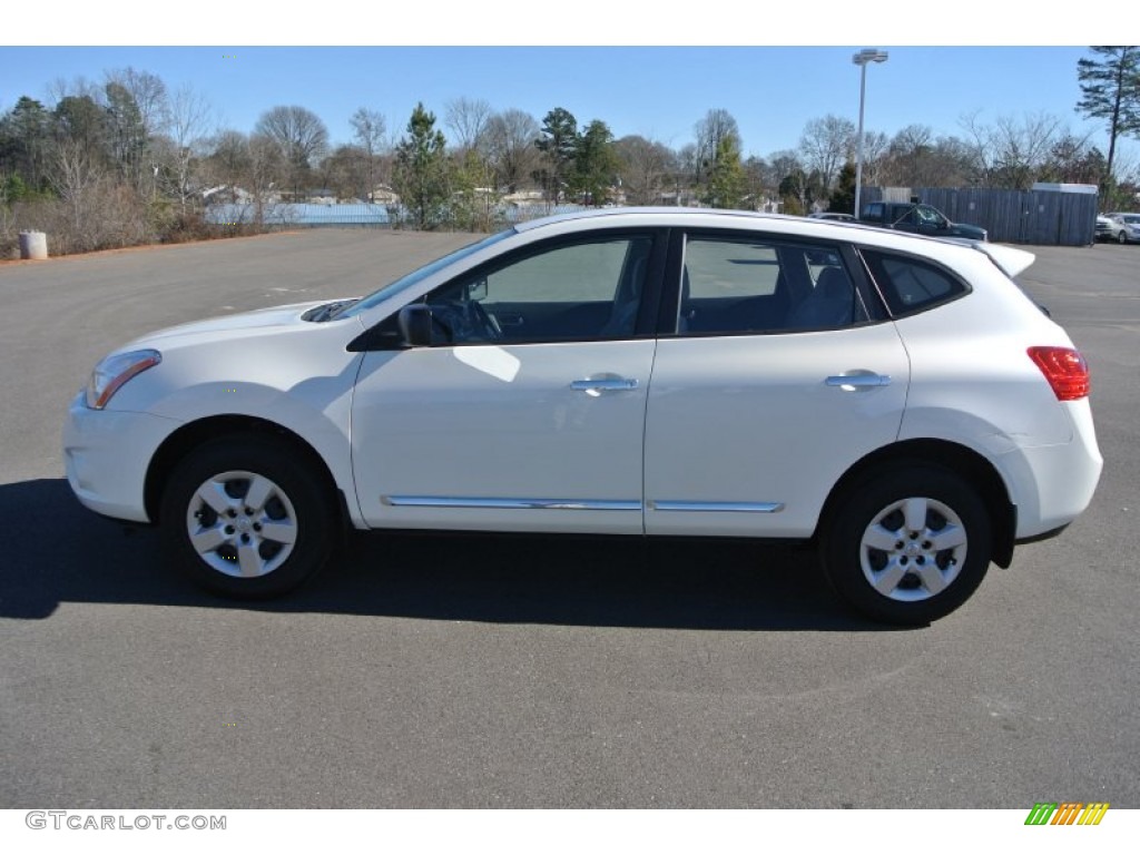 2011 Rogue S - Pearl White / Gray photo #3