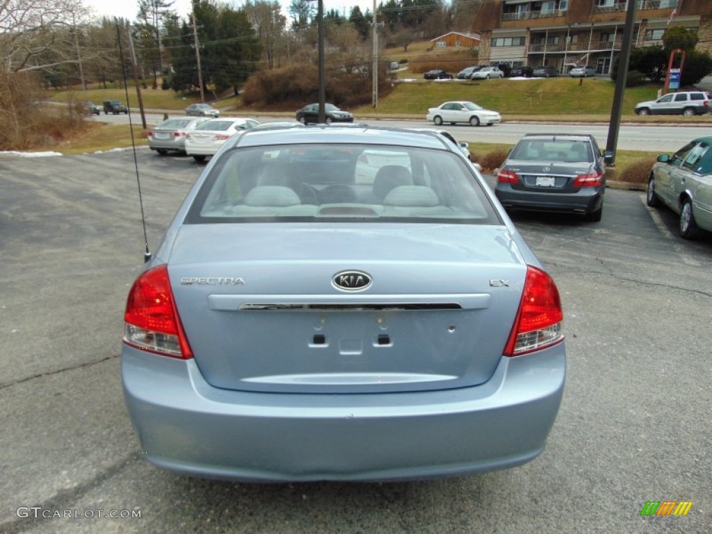 2008 Spectra LX Sedan - Ice Blue / Gray photo #4