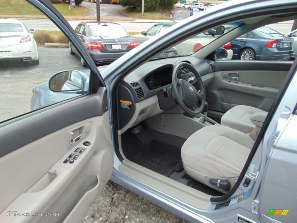 2008 Spectra LX Sedan - Ice Blue / Gray photo #13