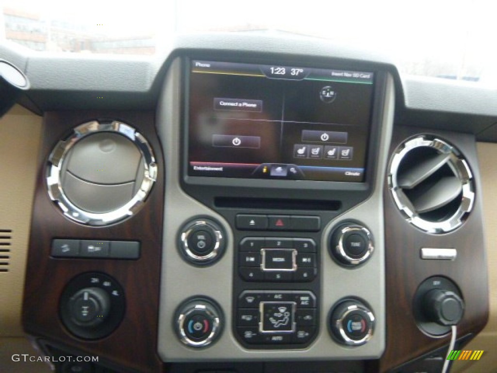 2015 Ford F350 Super Duty Lariat Crew Cab 4x4 Controls Photo #100826365