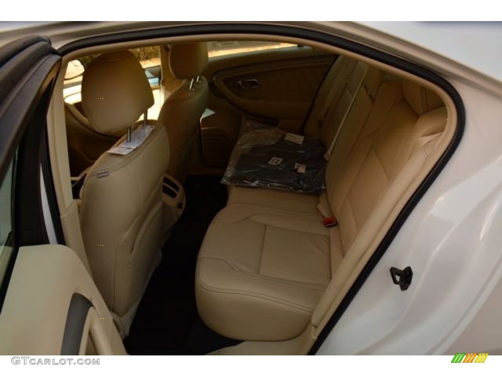 2015 Taurus SEL - Oxford White / Dune photo #12