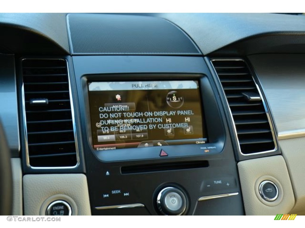 2015 Taurus SEL - Oxford White / Dune photo #24