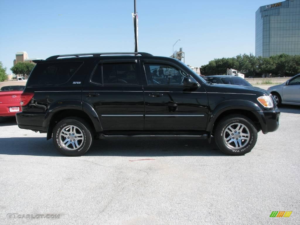 2005 Sequoia SR5 - Black / Light Charcoal photo #5