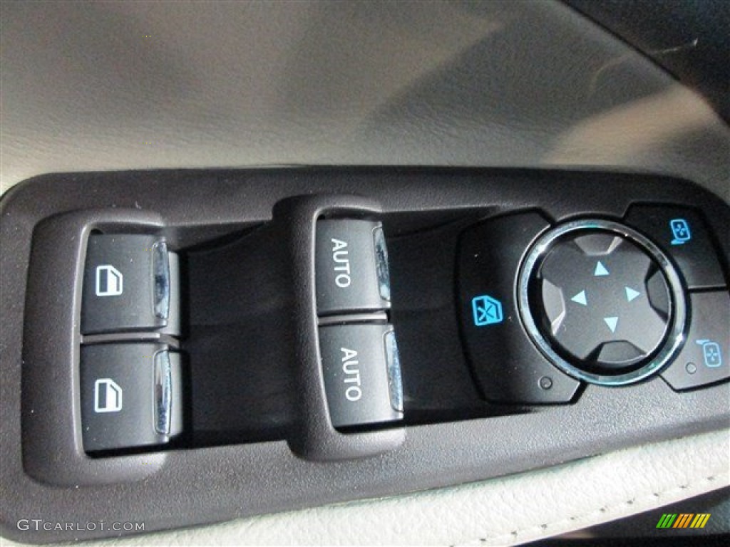 2015 Explorer XLT - Ingot Silver / Medium Light Stone photo #23