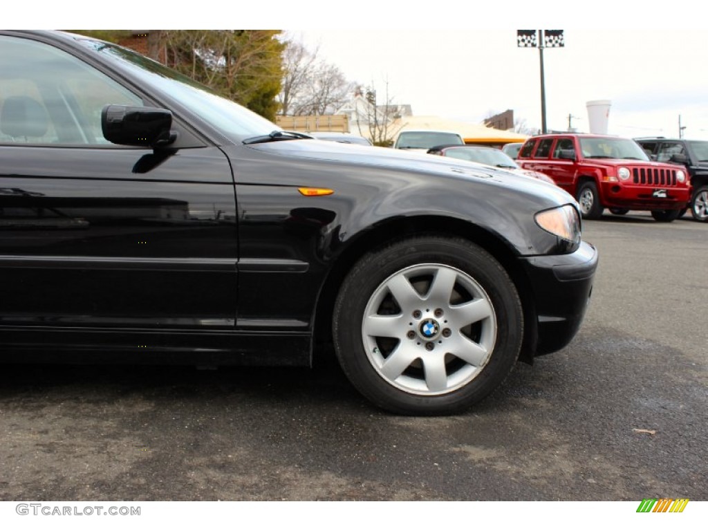 2005 3 Series 325xi Sedan - Black Sapphire Metallic / Black photo #26