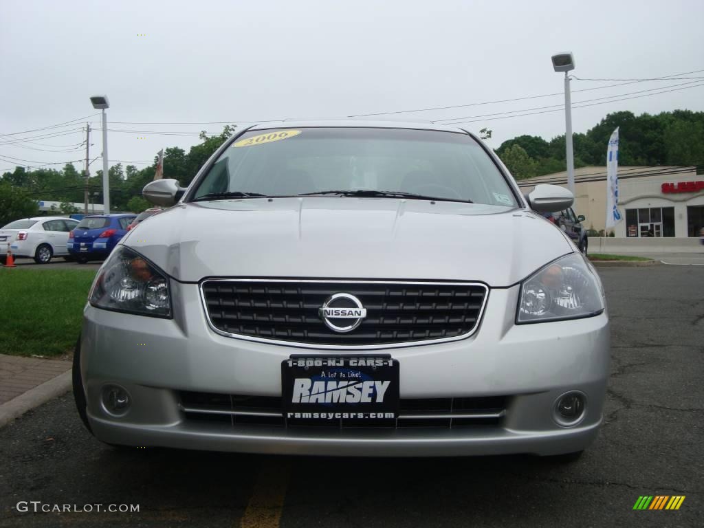 2006 Altima 3.5 SL - Sheer Silver Metallic / Charcoal photo #1