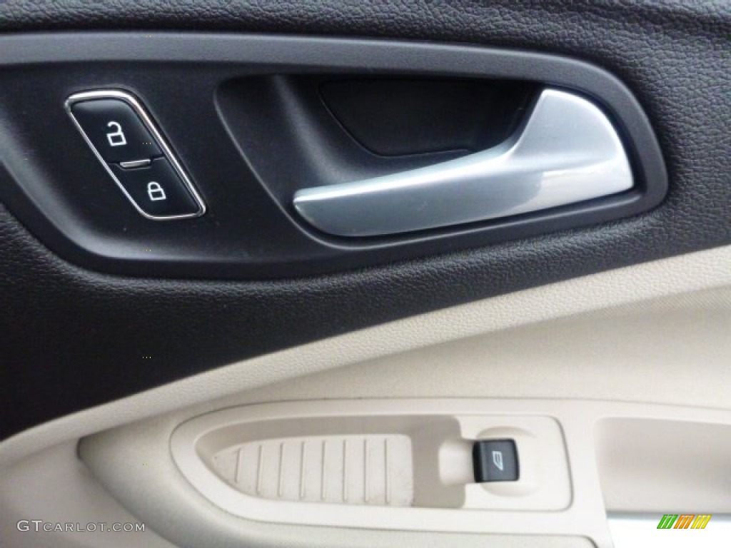 2013 Escape SE 1.6L EcoBoost 4WD - Ruby Red Metallic / Medium Light Stone photo #2