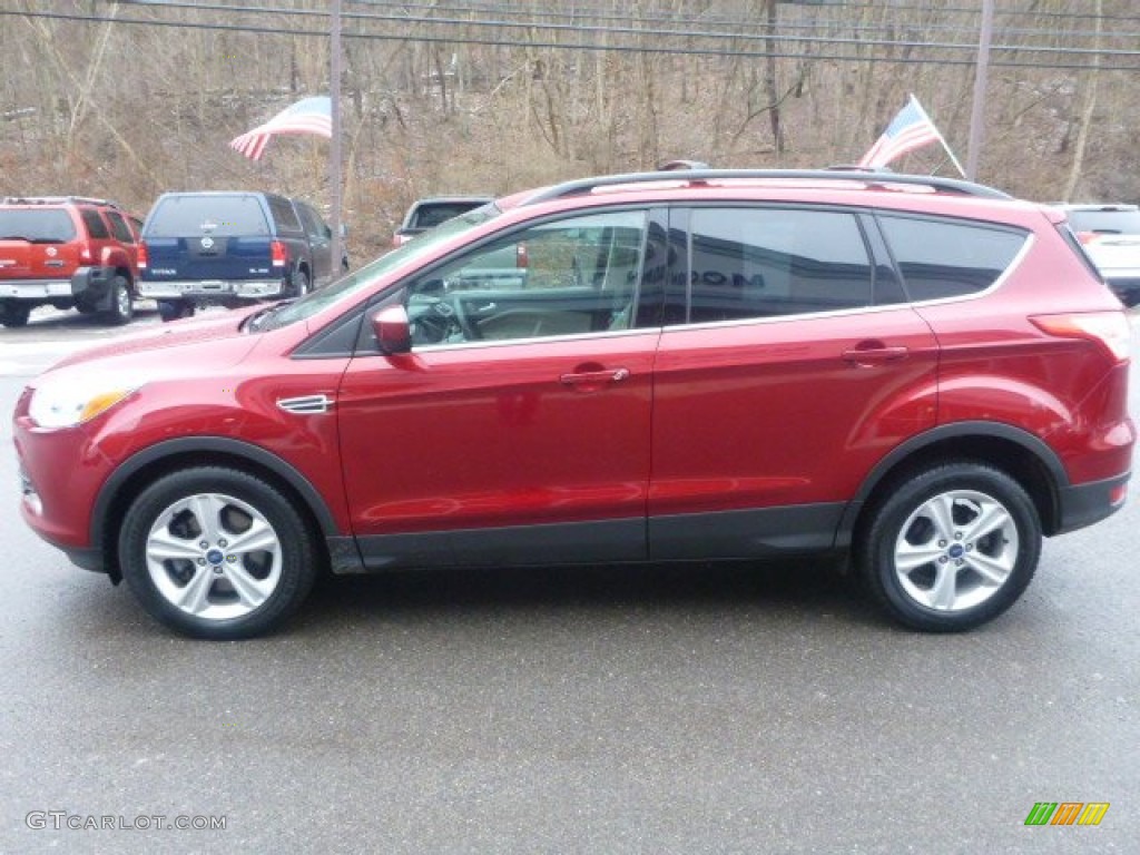 2013 Escape SE 1.6L EcoBoost 4WD - Ruby Red Metallic / Medium Light Stone photo #10