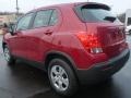 Ruby Red Metallic - Trax LS Photo No. 3