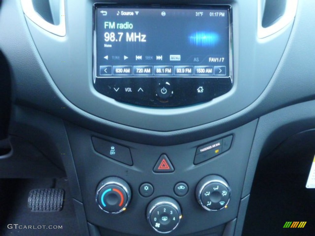2015 Chevrolet Trax LS Controls Photo #100849934