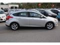Ingot Silver - Focus SE Hatchback Photo No. 2